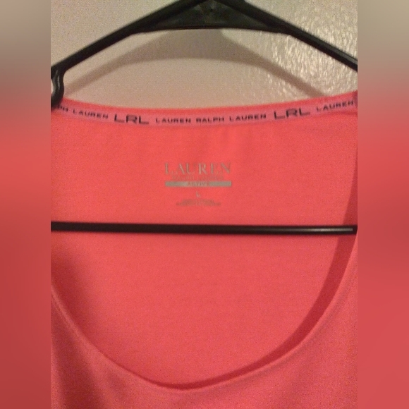 Ralph Lauren Active top - Picture 3 of 4
